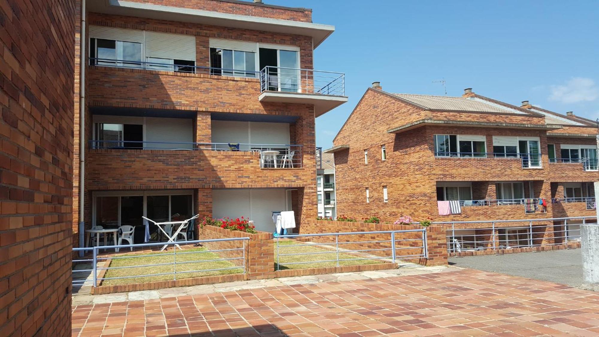 Apartamentos Zenit Mar Noja Luaran gambar