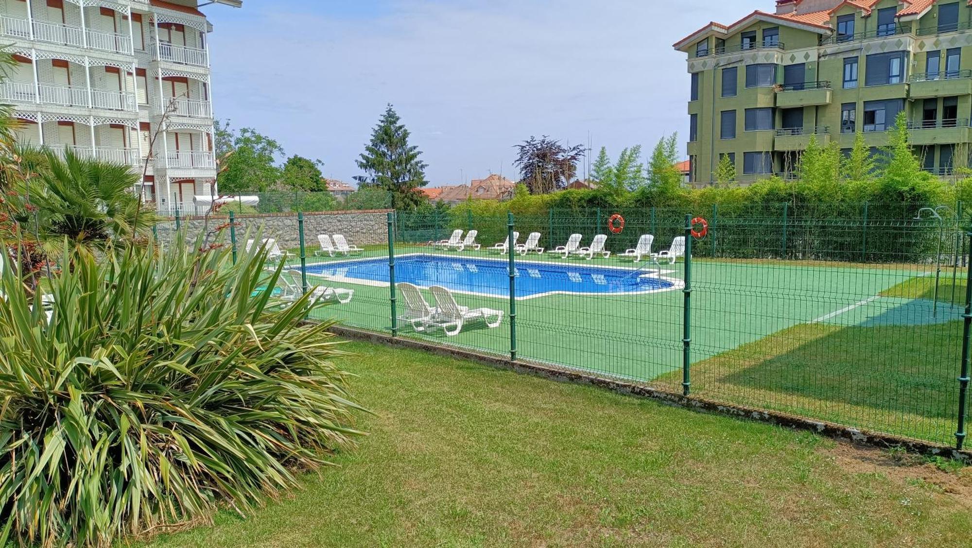 Apartamentos Zenit Mar Noja Luaran gambar