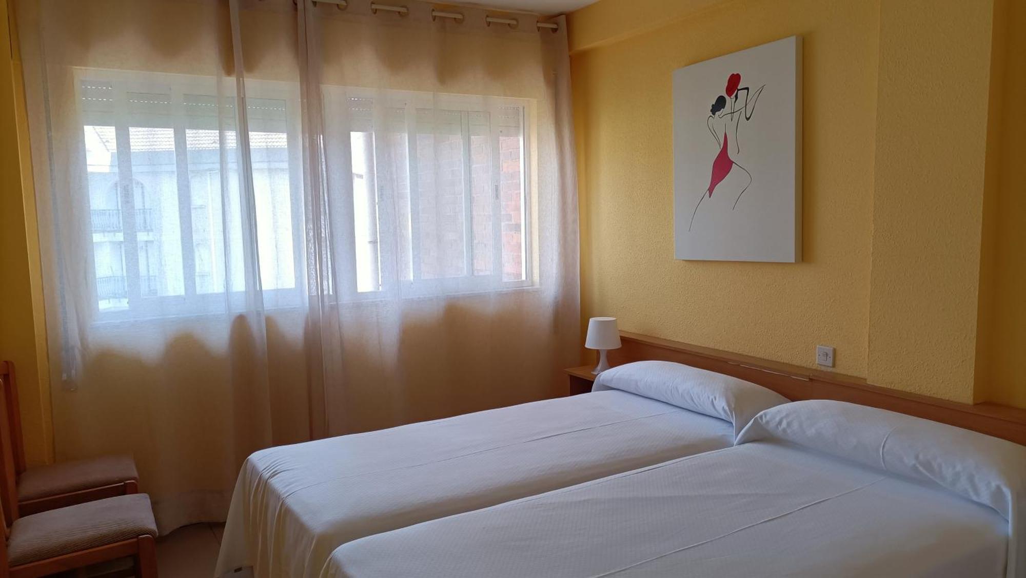 Apartamentos Zenit Mar Noja Luaran gambar